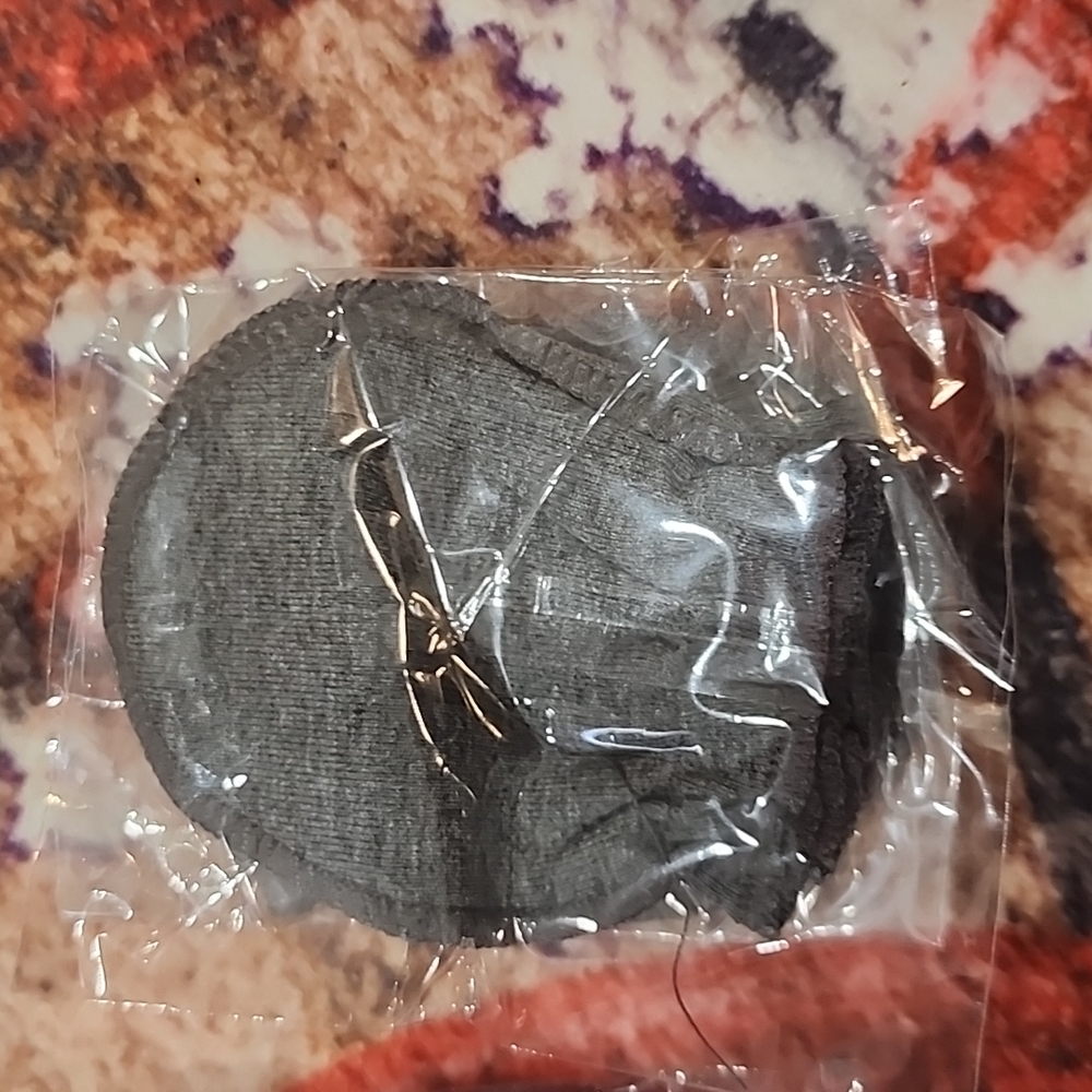 New never used newborn mittens - Picture 10 of 10